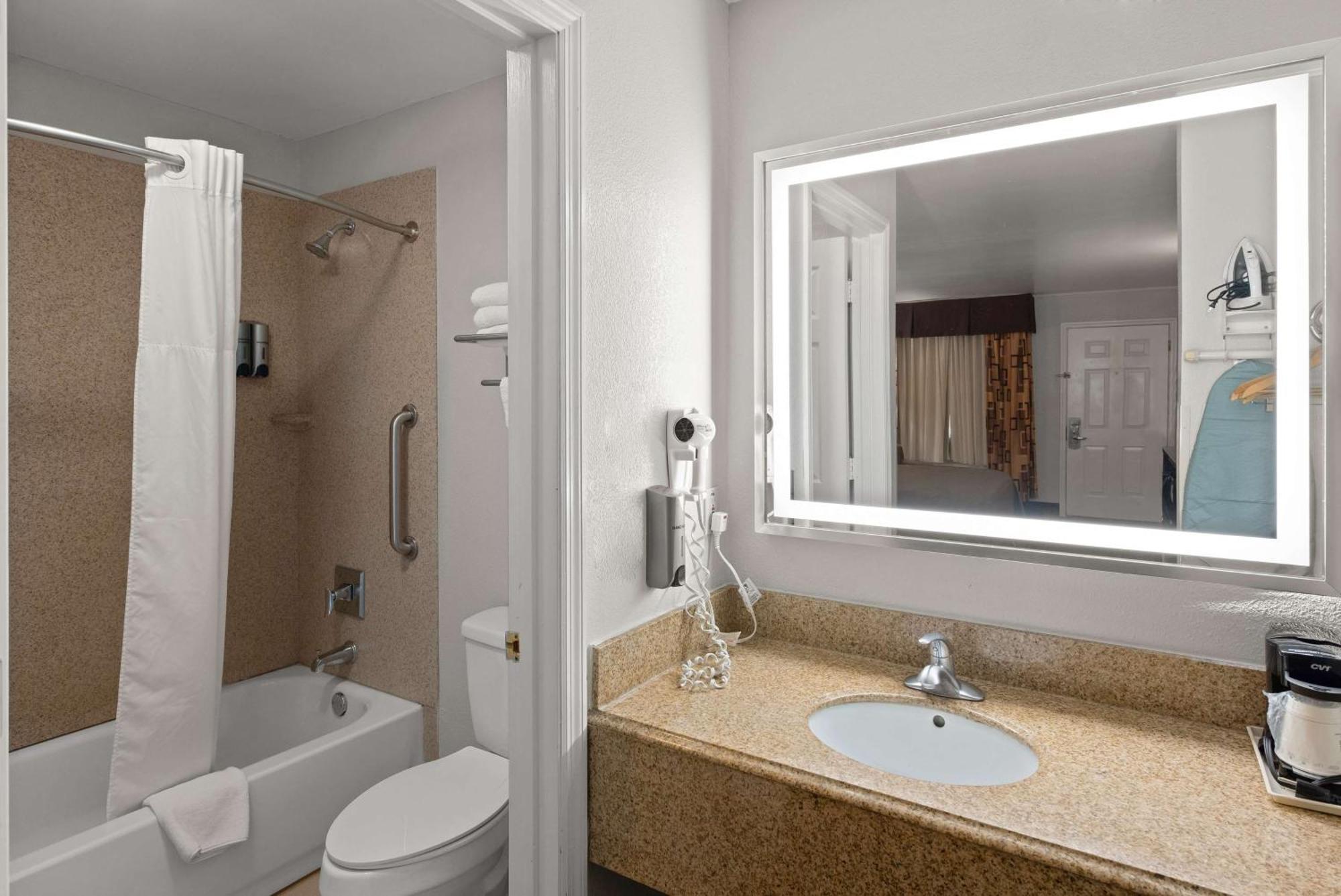 Best Western Executive Inn Grove City Dış mekan fotoğraf