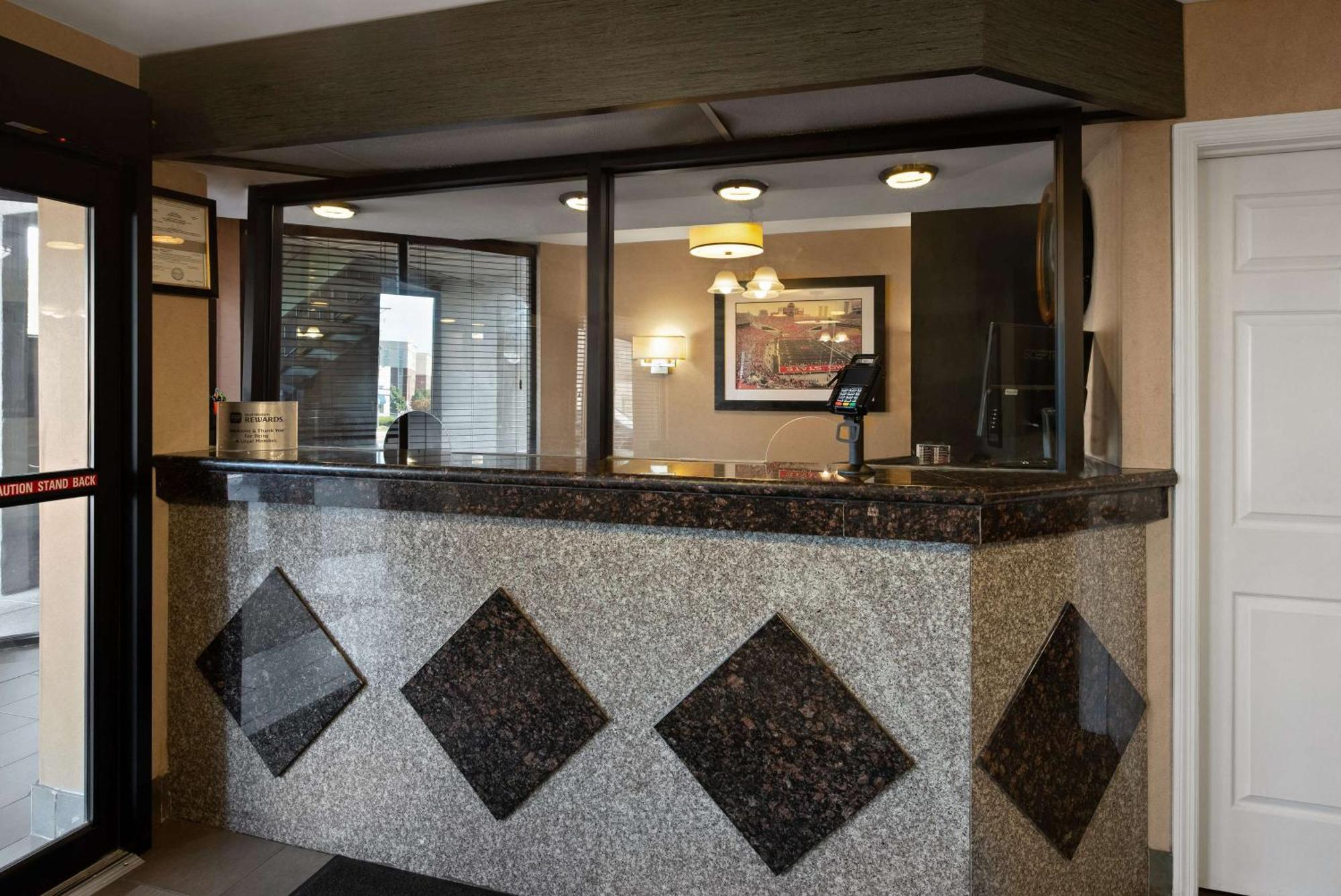 Best Western Executive Inn Grove City Dış mekan fotoğraf